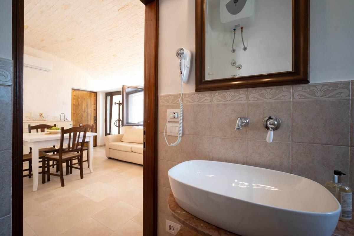Valle D'Itria Trulli E Alcova Mikael 치스테르니노 외부 사진