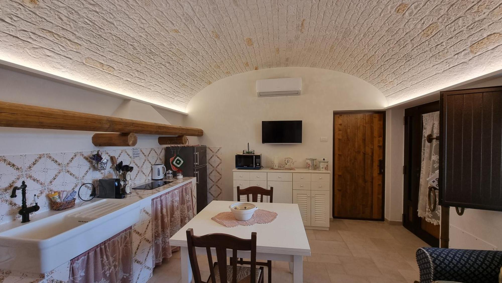 Valle D'Itria Trulli E Alcova Mikael 치스테르니노 외부 사진