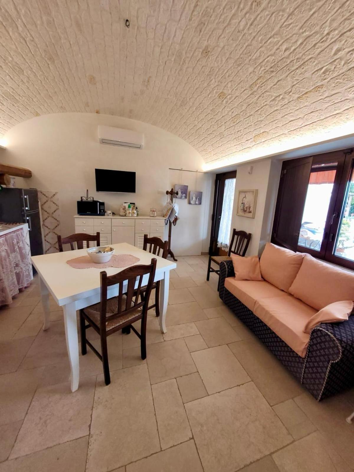 Valle D'Itria Trulli E Alcova Mikael 치스테르니노 외부 사진